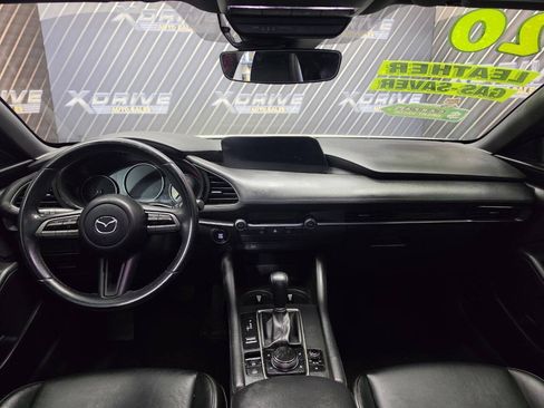 Used 2020 MAZDA MAZDA3 Hatchback FWD image 14
