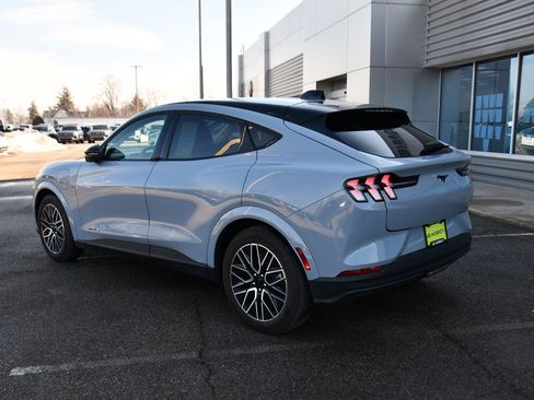 Used 2025 Ford Mustang Mach-E Premium image 4