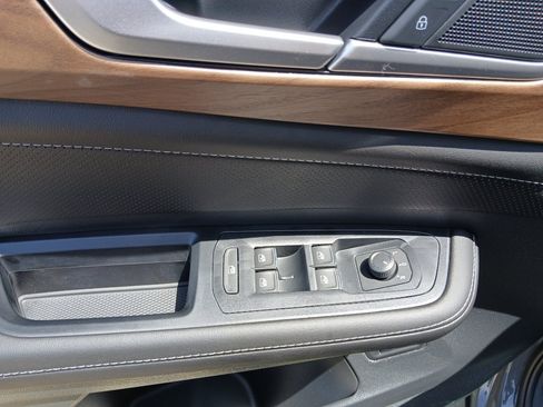 New 2026 Volkswagen Atlas SE FWD image 9