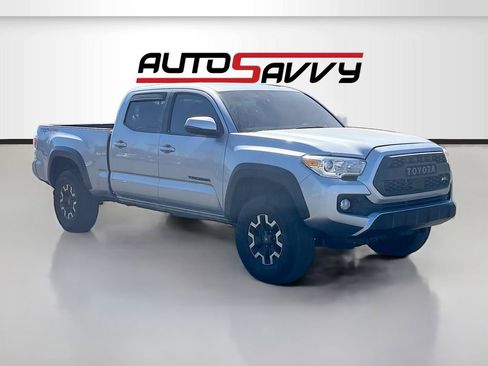 Used 2022 Toyota Tacoma TRD Off-Road w/ Technology Package AWD/4WD image 1
