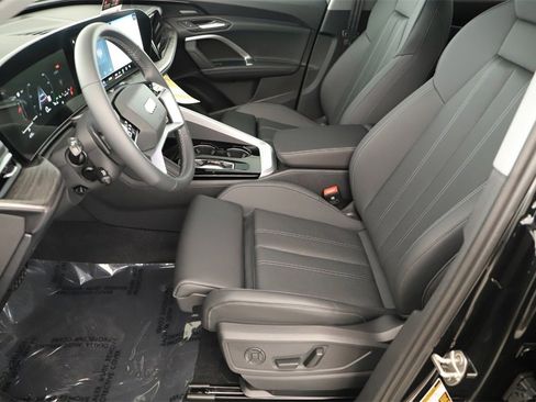 New 2025 Audi Q5 Premium Plus image 23