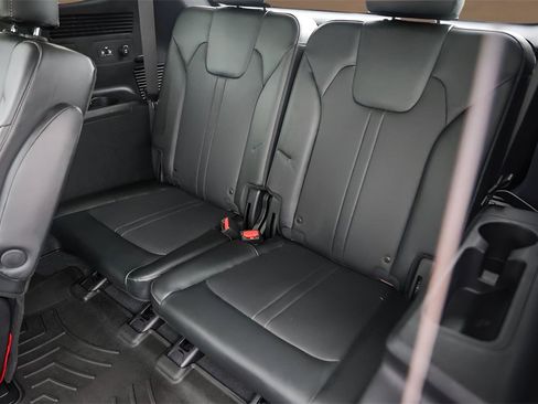 Used 2022 Kia Sorento SX Prestige image 26