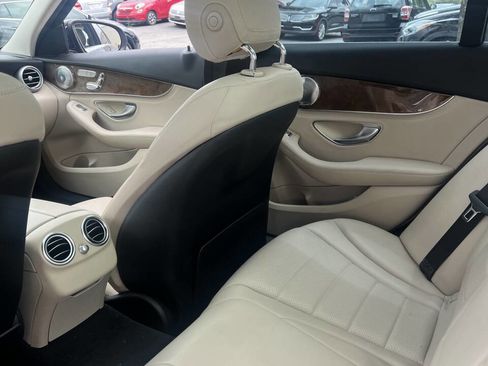 Used 2015 Mercedes-Benz C 300 4MATIC Sedan image 19