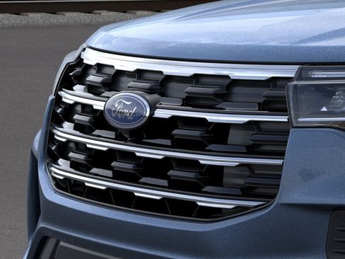 New 2026 Ford Explorer Active RWD image 17