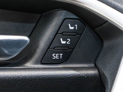 Used 2023 Toyota RAV4 XLE Premium AWD/4WD image 21