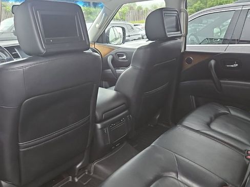 Used 2014 INFINITI QX80 4WD w/ Theater Package image 7