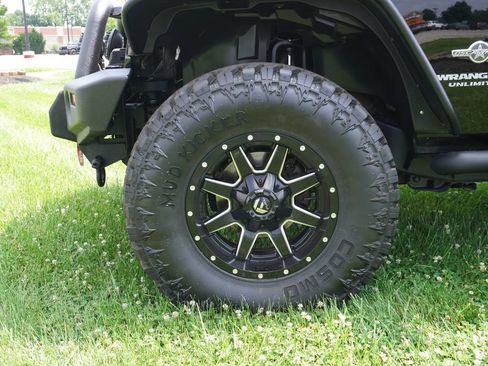 Used 2015 Jeep Wrangler Unlimited Sport AWD/4WD image 10