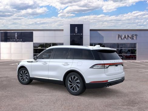 New 2026 Lincoln Aviator AWD image 4