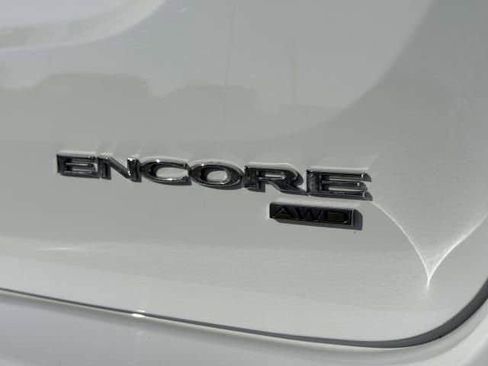 Used 2022 Buick Encore Preferred w/ Safety Package image 7