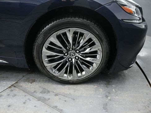 Used 2018 Lexus LS 500 500 Base w/ Interior Upgrade Package image 18