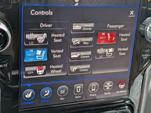 Used 2019 RAM 1500 Limited AWD/4WD image 29