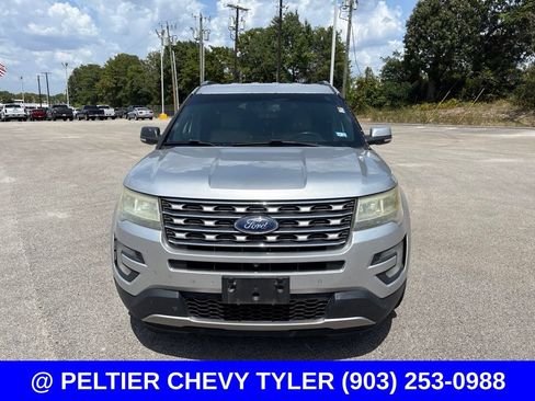 Used 2016 Ford Explorer Limited FWD image 2