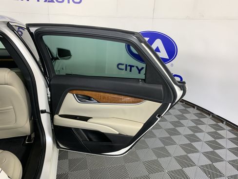 Used 2018 Cadillac XTS Luxury FWD image 33