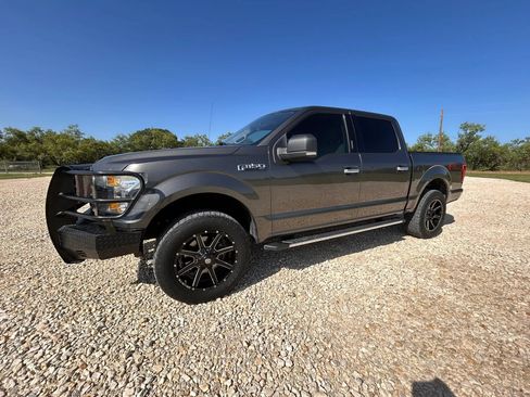 Used 2016 Ford F150 XLT w/ Equipment Group 302A Luxury AWD/4WD image 1