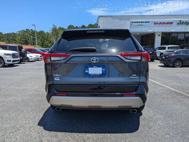Used 2022 Toyota RAV4 SE AWD/4WD image 6
