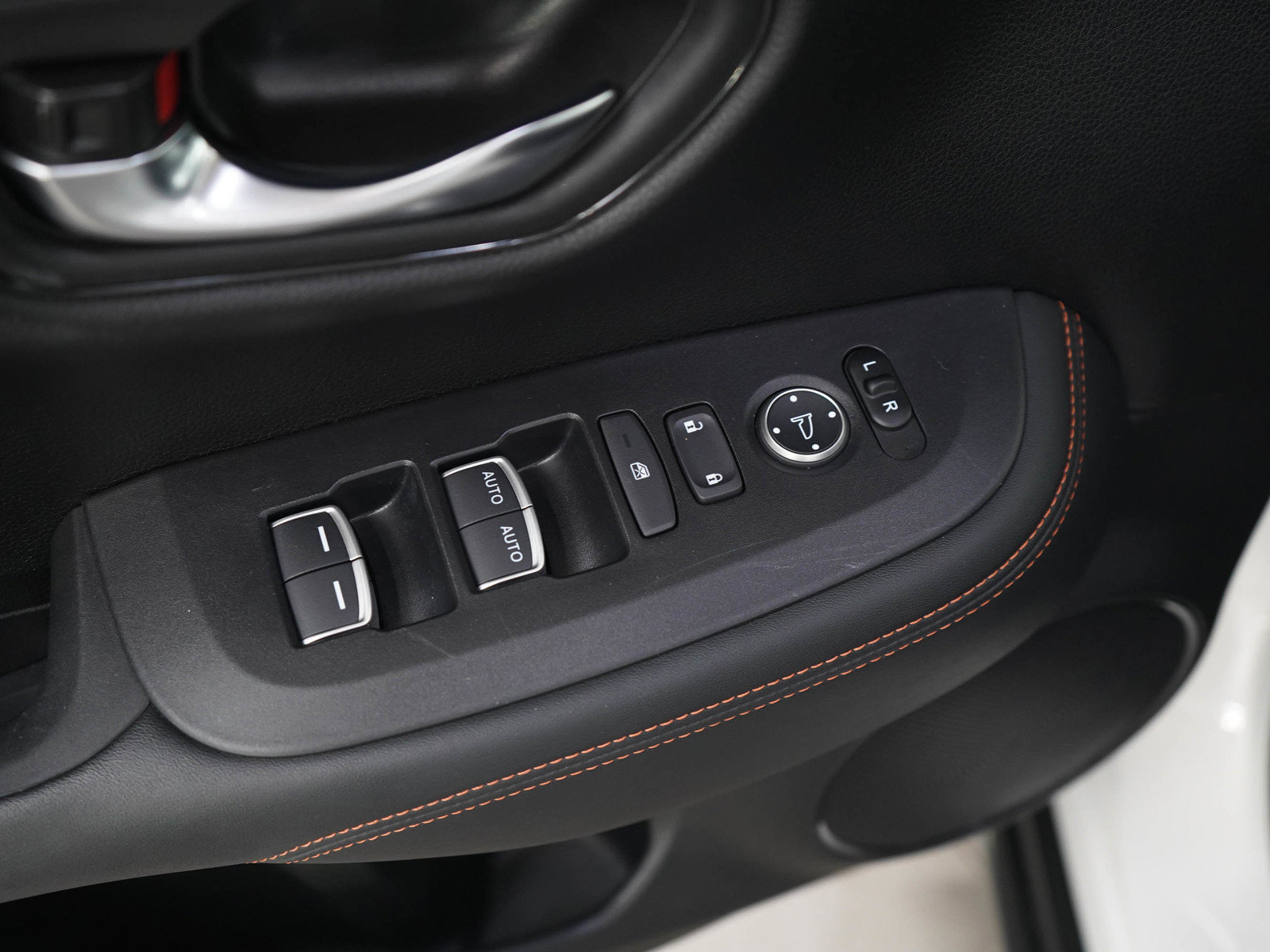 Used 2024 Honda HR-V Sport image 19