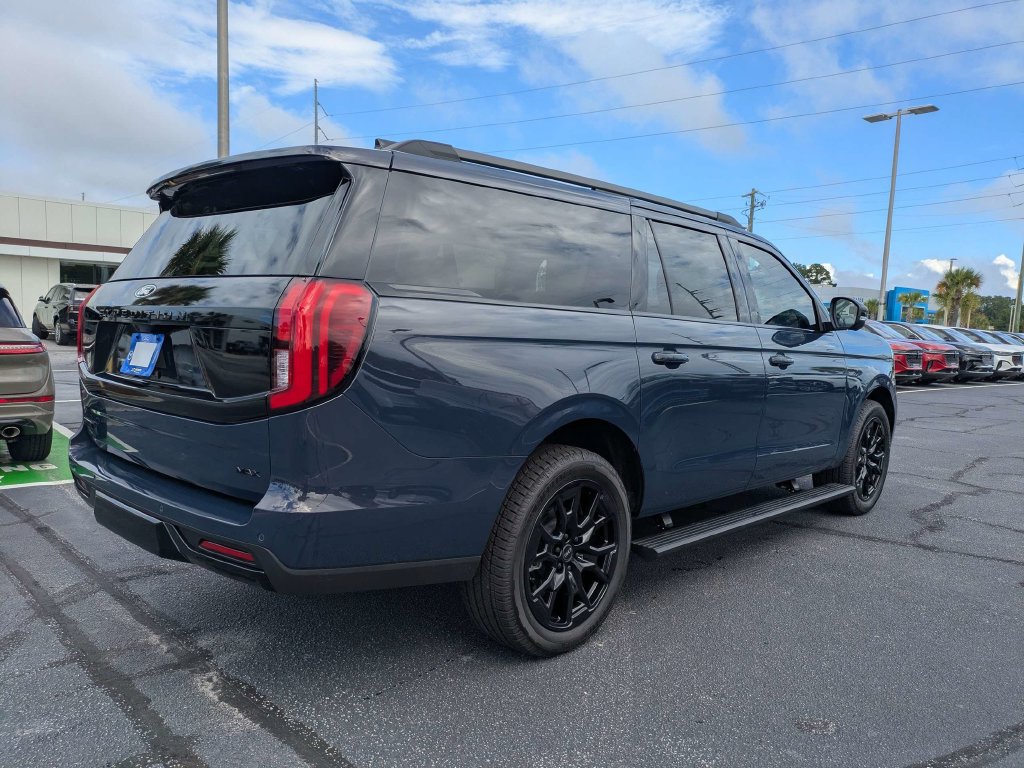 New 2027 Ford Expedition Max Platinum AWD/4WD image 4