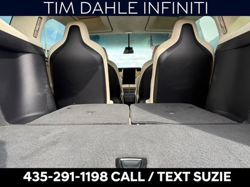 Used 2018 Tesla Model X 75D image 17