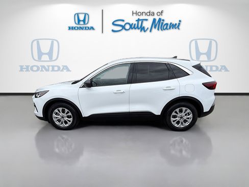 Used 2023 Ford Escape Active w/ Tech Pack #1 image 4