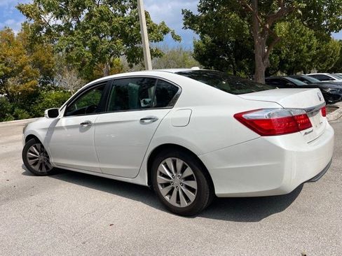 Used 2015 Honda Accord EX-L image 2
