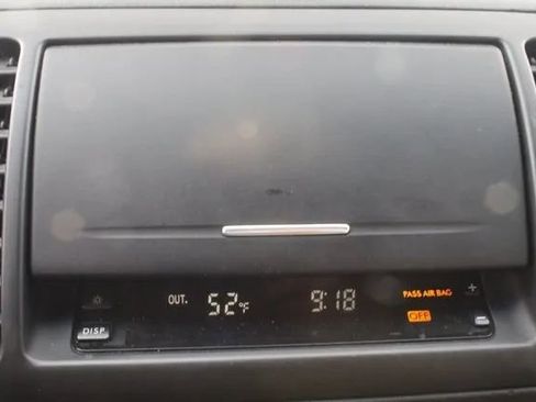 Used 2005 Subaru Outback 3.0R L.L. Bean image 27