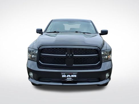 Used 2016 RAM 1500 Express w/ Black Ram 1500 Express Group AWD/4WD image 10