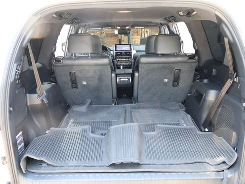 Certified 2023 Lexus GX 460 Luxury w/ Sport Design Package AWD/4WD image 37