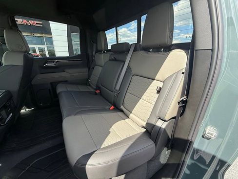 Used 2026 Chevrolet Silverado 1500 ZR2 AWD/4WD image 19