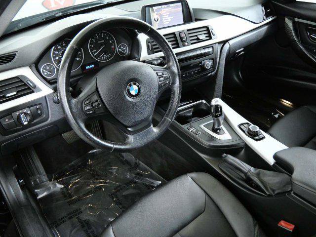 Used 2013 BMW 328i xDrive Sedan AWD/4WD image 11