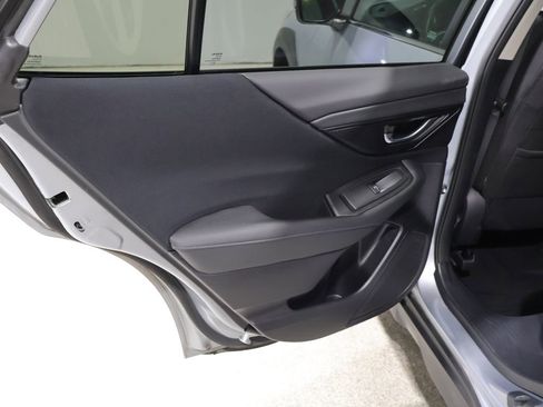 Used 2024 Subaru Outback Premium AWD/4WD image 19
