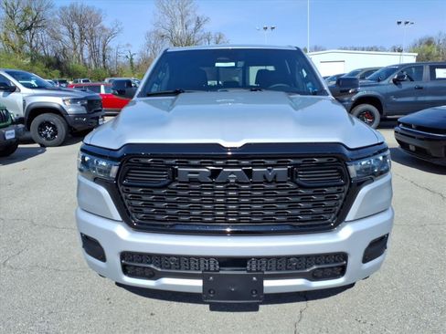 New 2026 RAM 1500 Big Horn AWD/4WD image 9