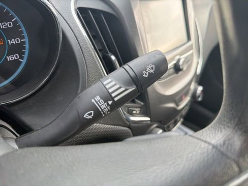 Used 2016 Chevrolet Cruze LT image 28