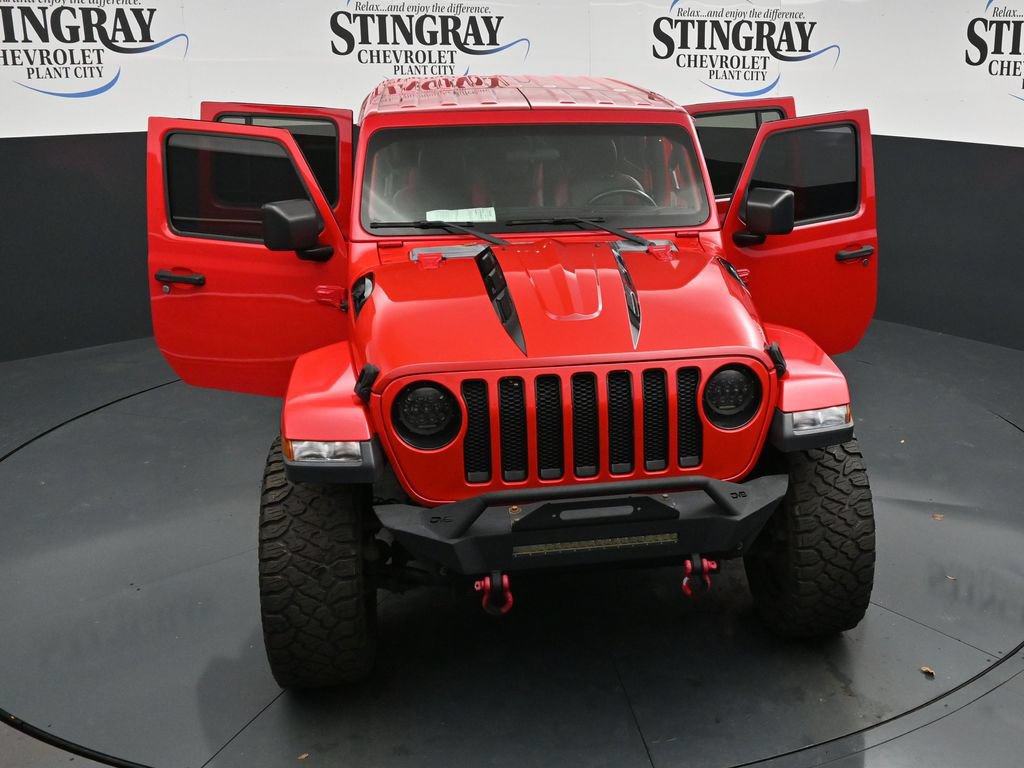 Used 2020 Jeep Wrangler Unlimited Sahara AWD/4WD image 34