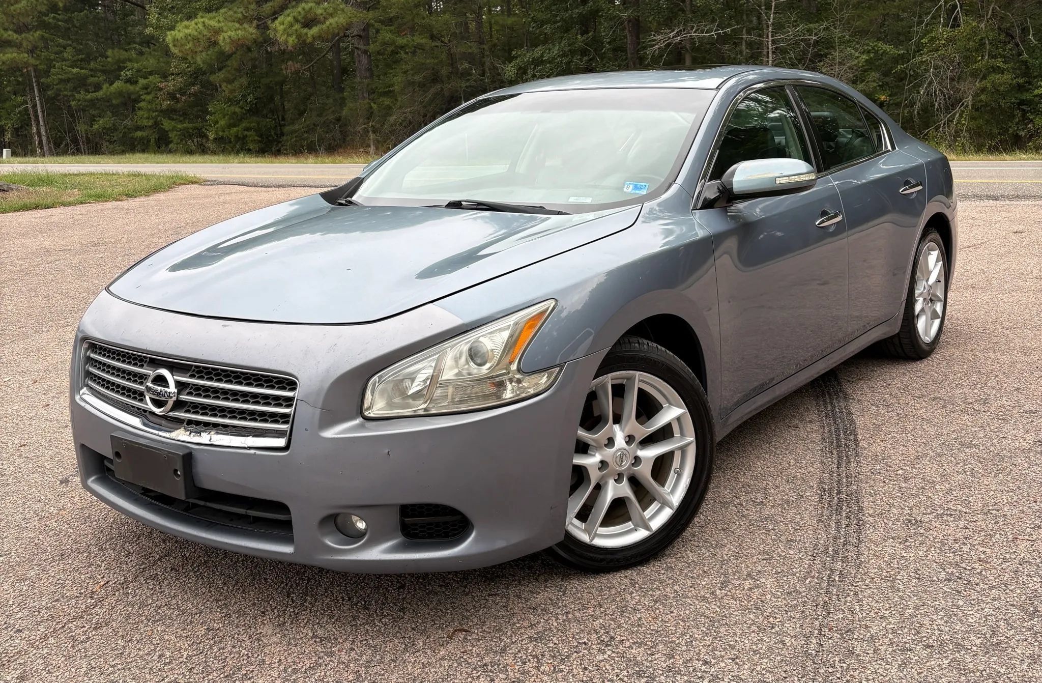 Used 2011 Nissan Maxima 3.5 SV w/ Monitor Pkg FWD image 2