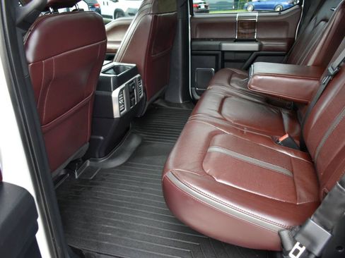 Used 2016 Ford F150 Platinum w/ Equipment Group 701A Luxury AWD/4WD image 25