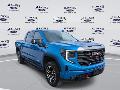 Used 2023 GMC Sierra 1500 AT4 w/ AT4 Premium Package AWD/4WD image 7