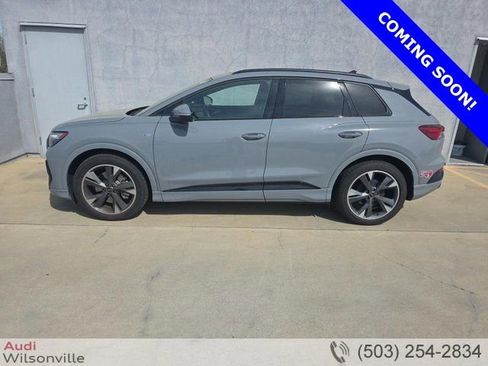 Used 2024 Audi Q4 e-tron Premium w/ Convenience Package image 3
