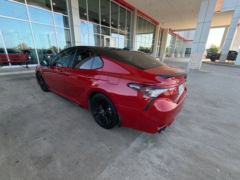 Used 2021 Toyota Camry XSE w/ Navigation Package FWD image 5