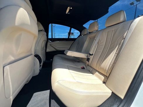 Used 2017 BMW 530i RWD image 21