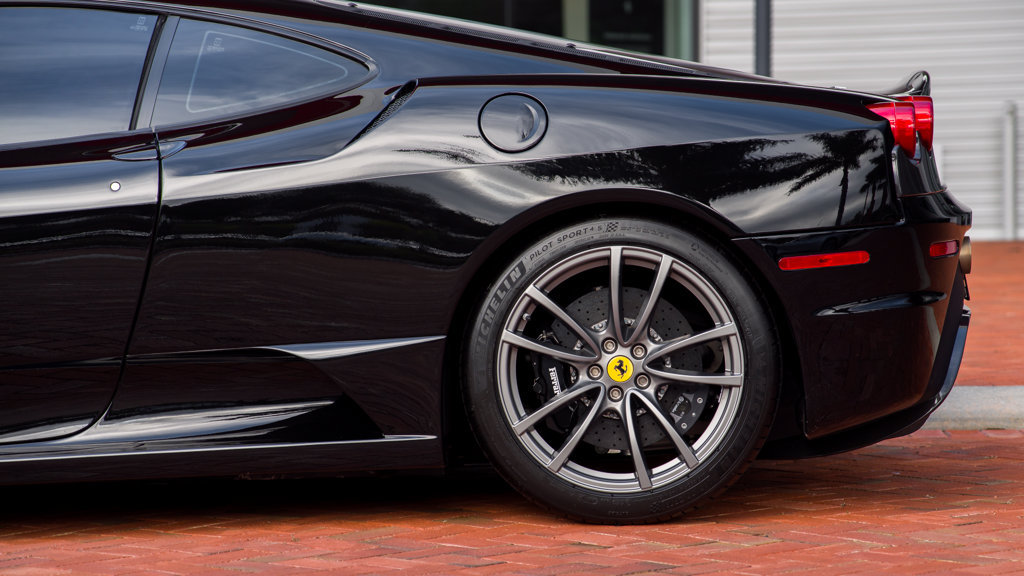 Used 2009 Ferrari F430 Scuderia RWD image 3