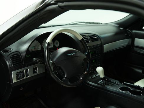 Used 2003 Ford Thunderbird RWD image 42