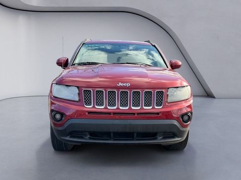 Used 2014 Jeep Compass Latitude w/ Sun/Sound Group image 8