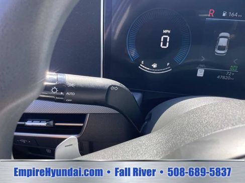 Used 2025 Hyundai Sonata SEL FWD image 31