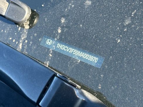 Used 2021 Honda Accord EX-L image 6