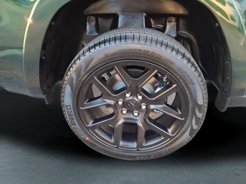 New 2026 RAM 1500 Laramie AWD/4WD image 8