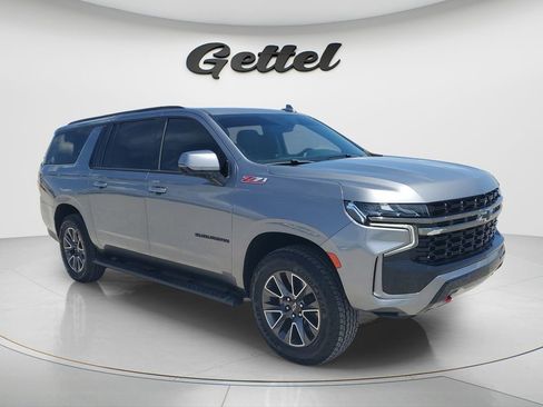 Used 2022 Chevrolet Suburban Z71 w/ Z71 Off-Road Package AWD/4WD image 3