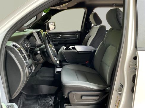 Used 2022 RAM 1500 Big Horn AWD/4WD image 21