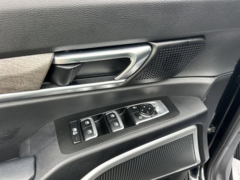 Used 2021 Kia Telluride EX w/ EX Premium Package FWD image 9