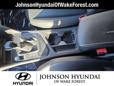 Used 2023 Volkswagen Tiguan SE R-Line image 33