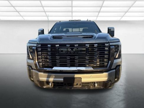 Used 2024 GMC Sierra 3500 Denali Ultimate AWD/4WD image 6